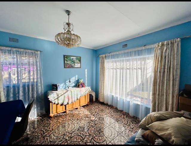 3 BEDROOM HOUSE FOR SALE IN VANDERBIJLPARK CW 2